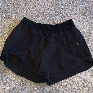 Lulu shorts